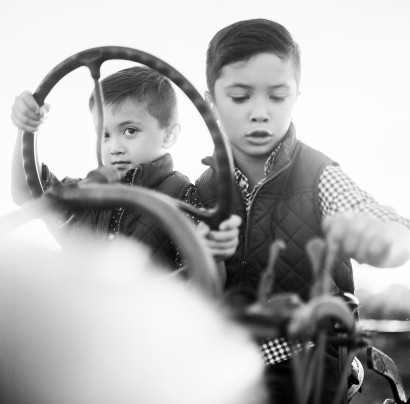 Nate-Weatherly-pittsburgh-family-and-kids-photographer-160321-166.jpg